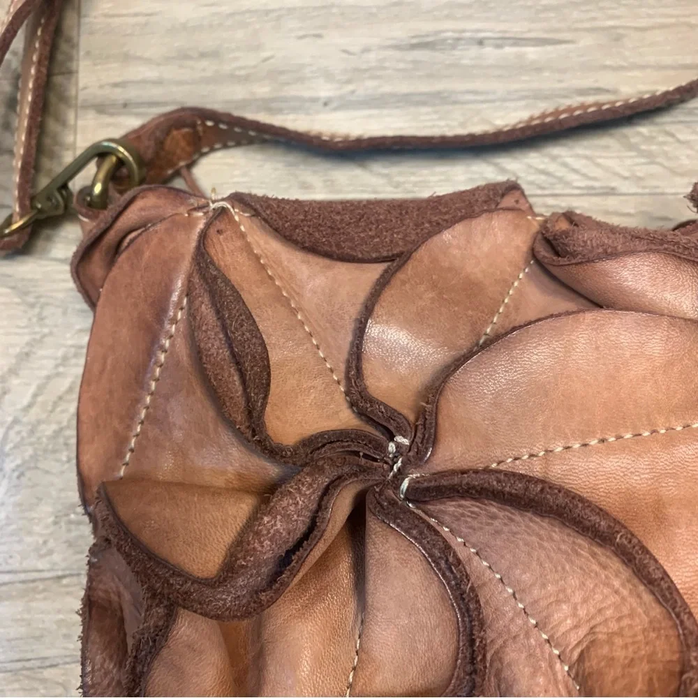 Costanza Rota Italy Genuine Soft Leather Flower Patchwork Crossbody Bag - Picture 12 of 15